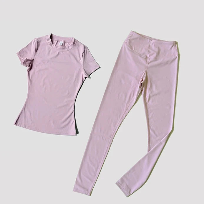 Sculpted Fit 2-Piece Yoga Set – Short Sleeve Crop Top & High-Waist Leggings