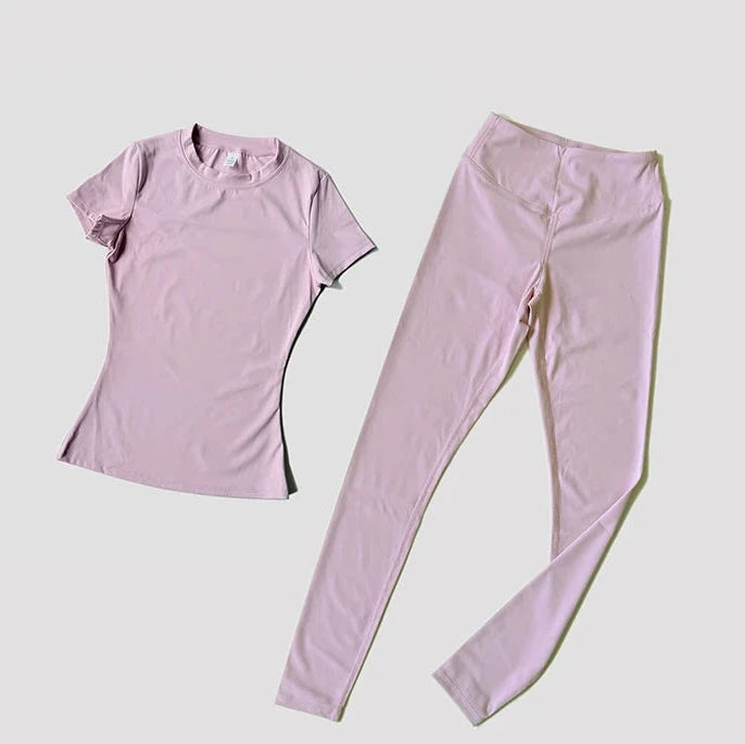 Sculpted Fit 2-Piece Yoga Set – Short Sleeve Crop Top & High-Waist Leggings