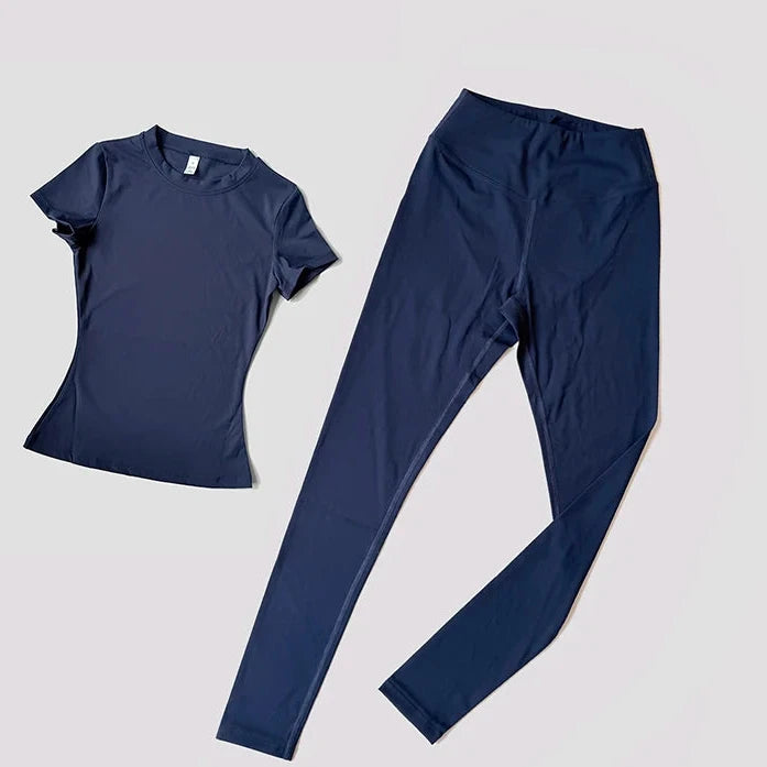 Sculpted Fit 2-Piece Yoga Set – Short Sleeve Crop Top & High-Waist Leggings