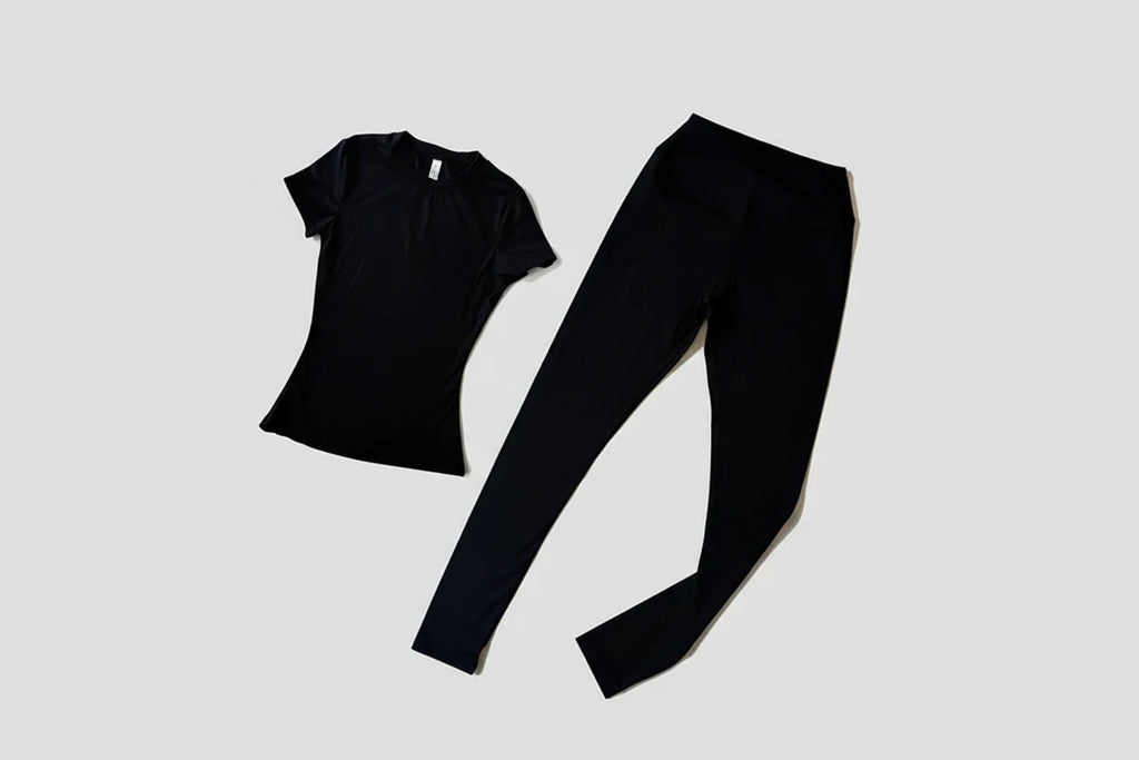 Sculpted Fit 2-Piece Yoga Set – Short Sleeve Crop Top & High-Waist Leggings